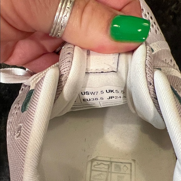 On Running Women's Athletic Shoes in White and Teal - Picture 5 of 5